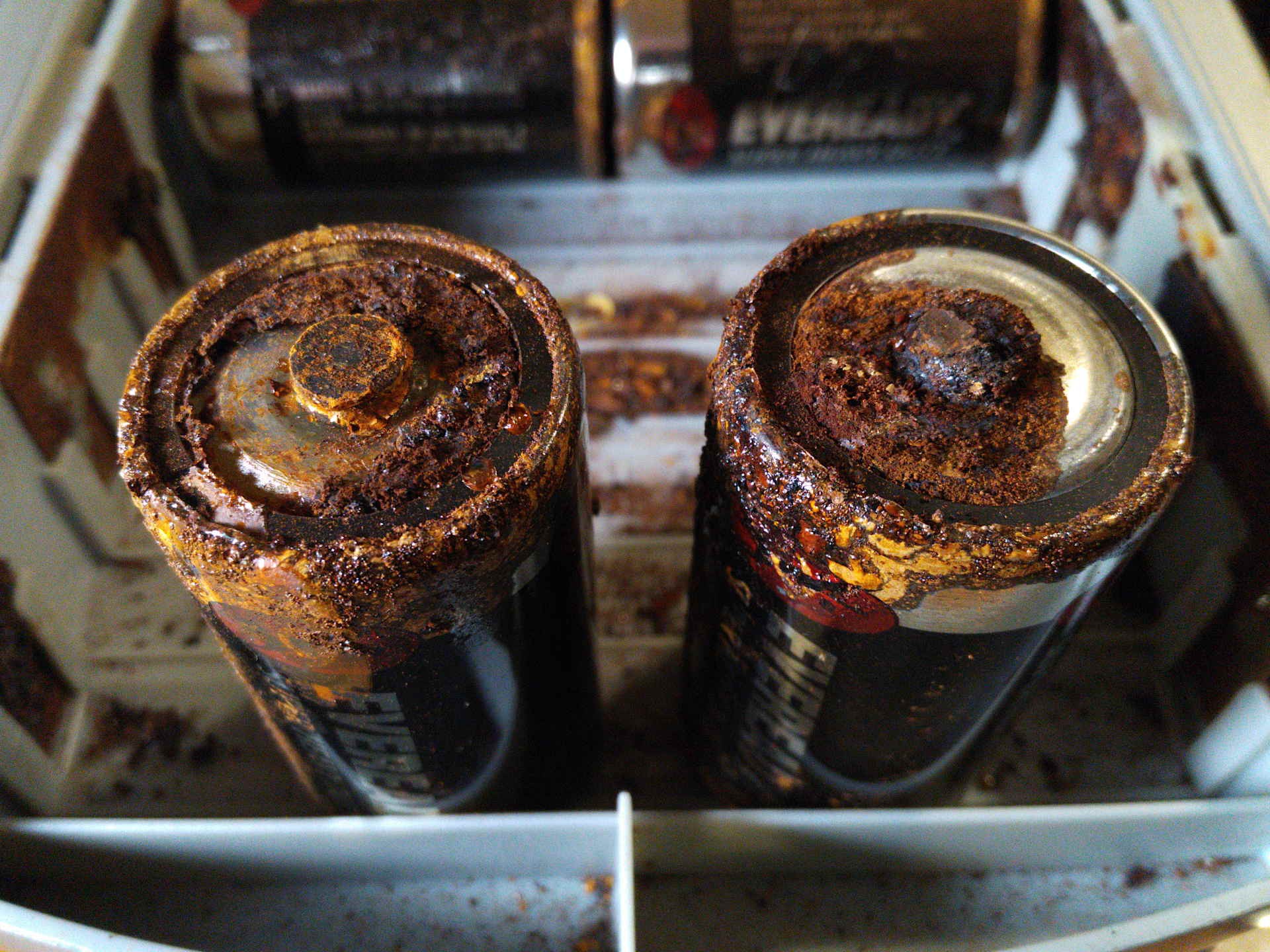 Coby TV battery rust